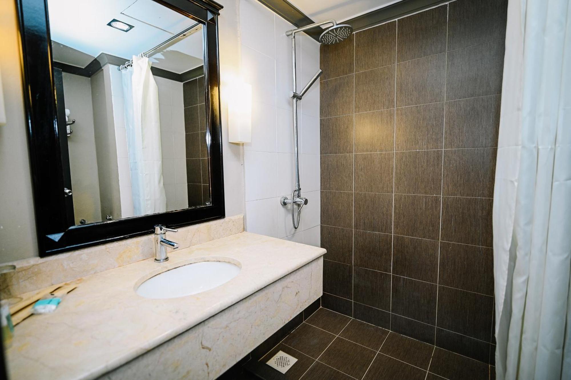 Kingston Hotel 9 - Jonker Street Malacca Buitenkant foto