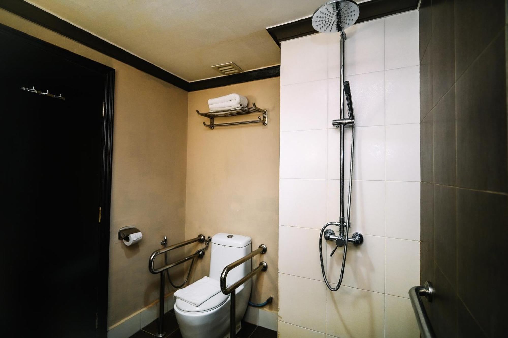 Kingston Hotel 9 - Jonker Street Malacca Buitenkant foto